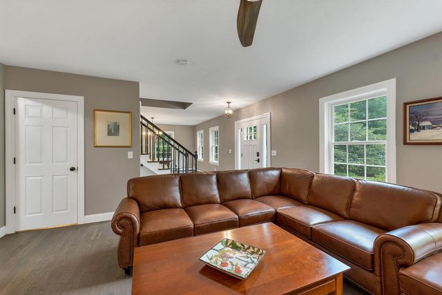 17 Federal Corner Road, Tuftonboro, NH 03816
