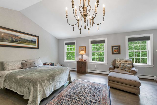 17 Federal Corner Road, Tuftonboro, NH 03816