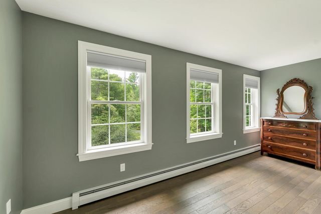 17 Federal Corner Road, Tuftonboro, NH 03816