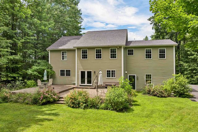 17 Federal Corner Road, Tuftonboro, NH 03816