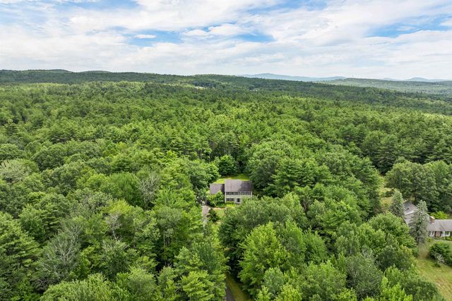 17 Federal Corner Road, Tuftonboro, NH 03816