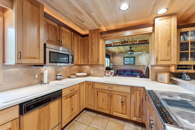 S1555 Farra Road, La Valle, WI 53941