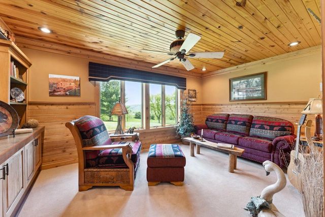 S1555 Farra Road, La Valle, WI 53941