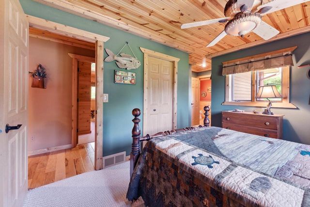 S1555 Farra Road, La Valle, WI 53941