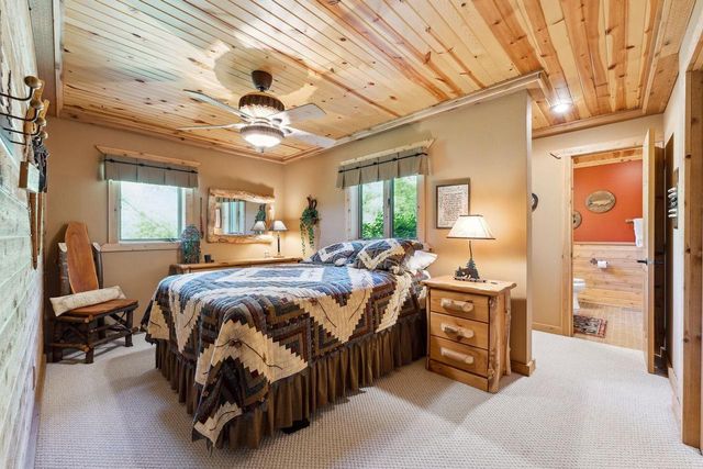 S1555 Farra Road, La Valle, WI 53941