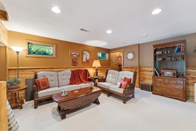 S1555 Farra Road, La Valle, WI 53941