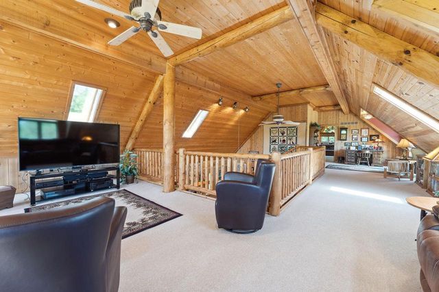 S1555 Farra Road, La Valle, WI 53941