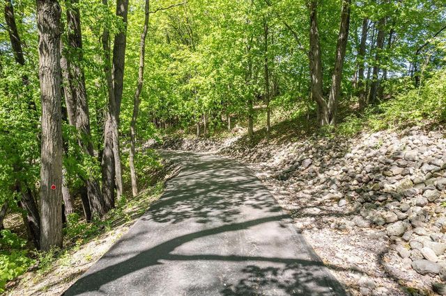 S1555 Farra Road, La Valle, WI 53941