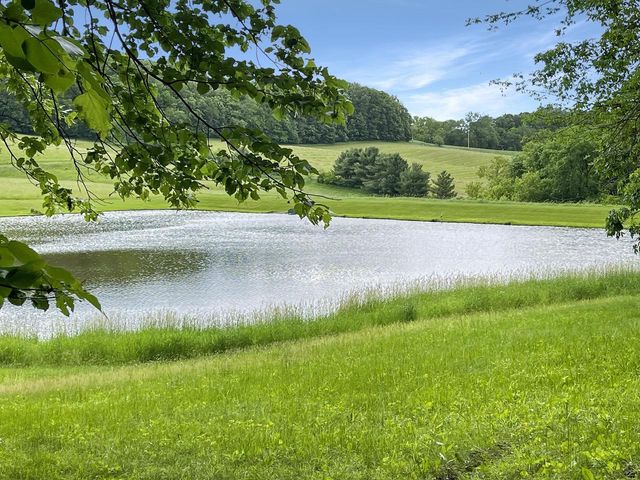 S1555 Farra Road, La Valle, WI 53941