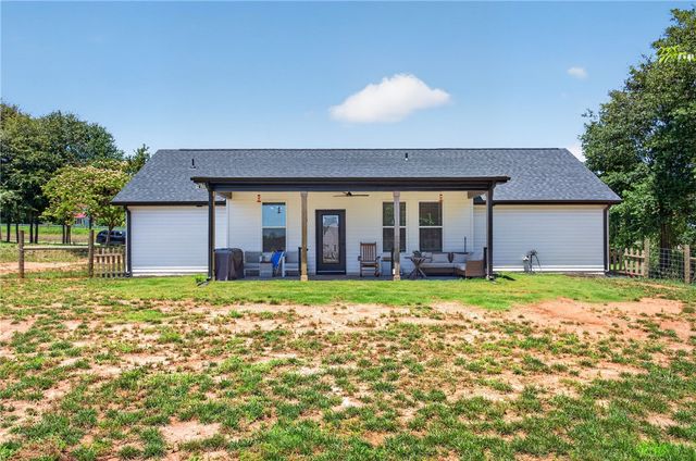 106 Bolt Road, Townville, SC 29689