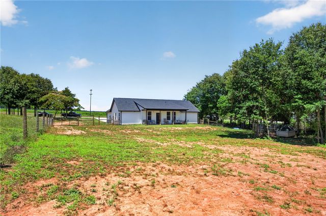 106 Bolt Road, Townville, SC 29689