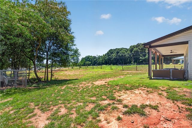 106 Bolt Road, Townville, SC 29689