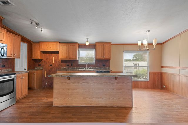 2412 Luisa Lane, Alvarado, TX 76009