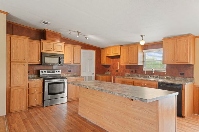 2412 Luisa Lane, Alvarado, TX 76009