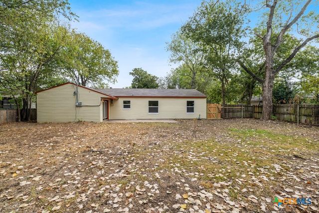 1104 Woodall Street, Belton, TX 76513