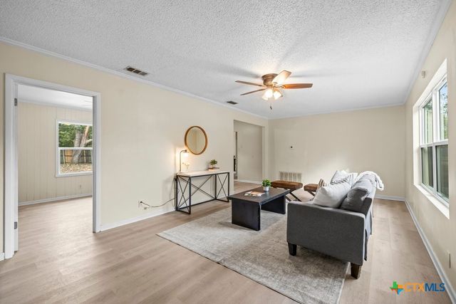 1104 Woodall Street, Belton, TX 76513