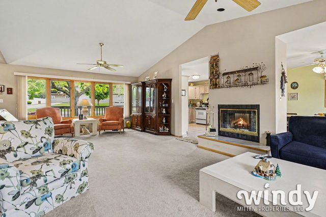 5005 Shoreview Drive, Coloma Twp, MI 49038