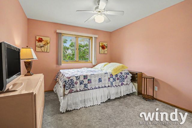 5005 Shoreview Drive, Coloma Twp, MI 49038