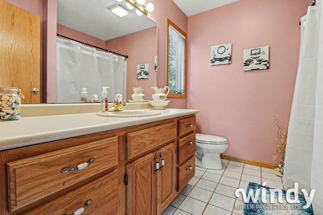 5005 Shoreview Drive, Coloma Twp, MI 49038