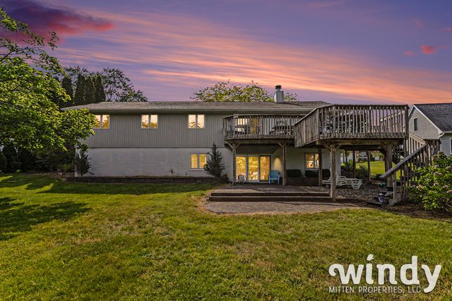 5005 Shoreview Drive, Coloma Twp, MI 49038