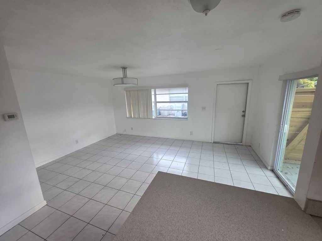 3103 NW 3rd Avenue, Pompano Beach, FL 33064