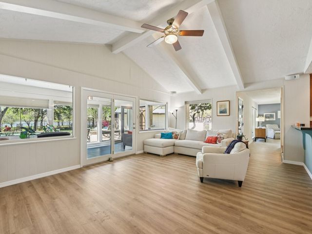 310 Whitecap Drive, El Lago, TX 77586