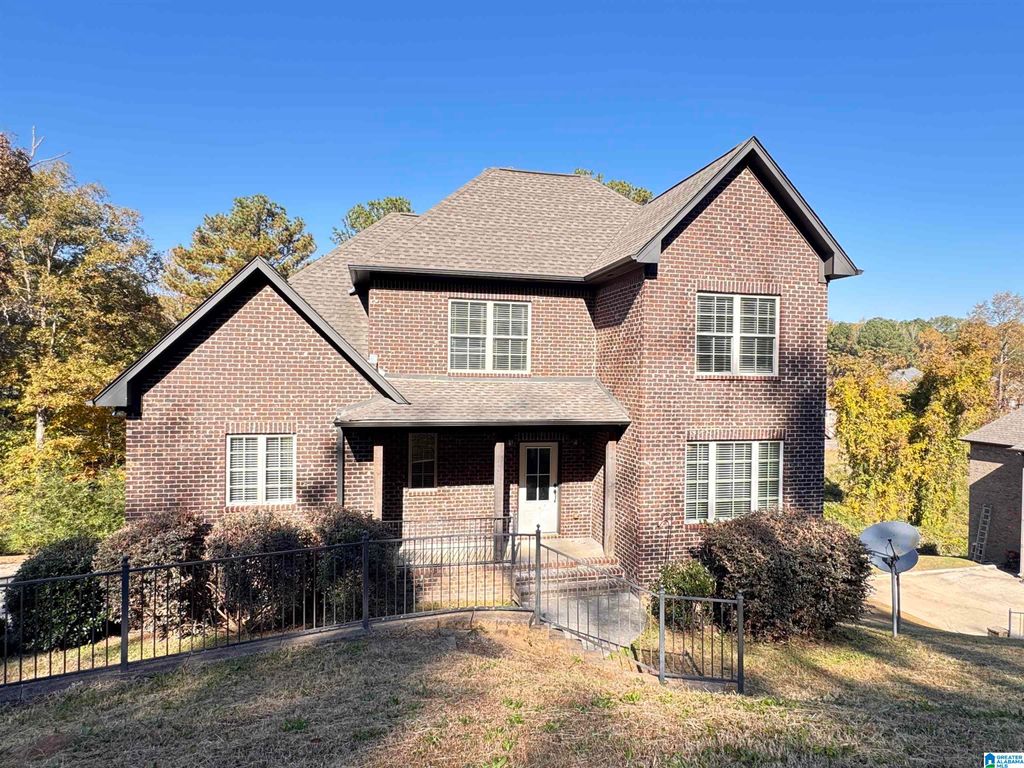 3768 CREEKSIDE WAY, Trussville, AL 35173