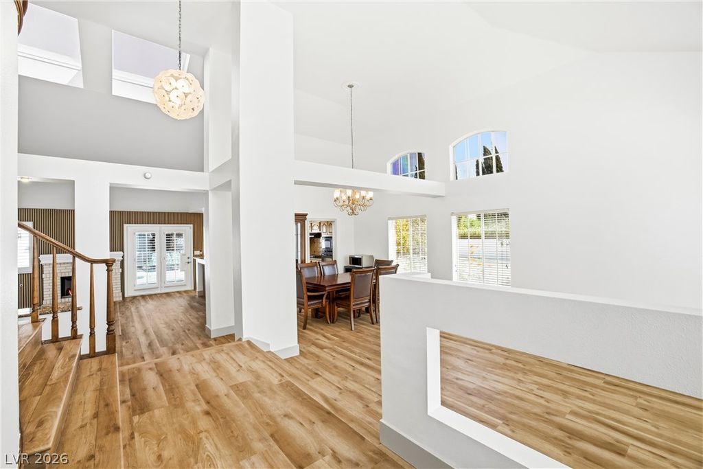 9728 Stellar View Avenue, Las Vegas, NV 89117 — photo 4