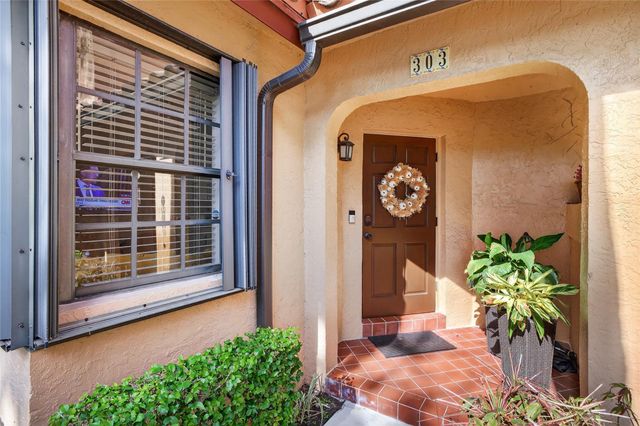 261 NE 16th Pl 303, Fort Lauderdale, FL 33305