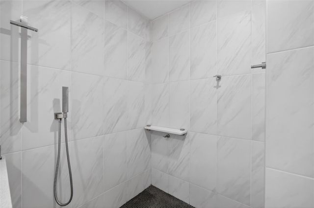 261 NE 16th Pl 303, Fort Lauderdale, FL 33305