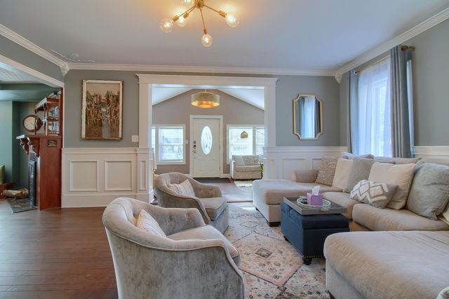 524 Hickory Street, Milford Vlg, MI 48381