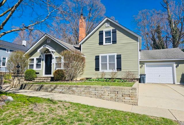 524 Hickory Street, Milford Vlg, MI 48381