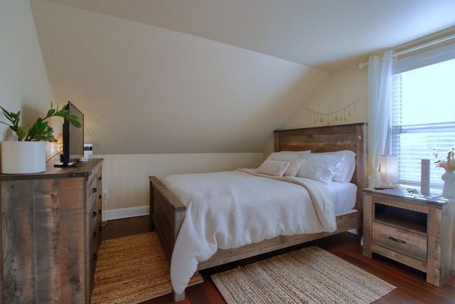 524 Hickory Street, Milford Vlg, MI 48381