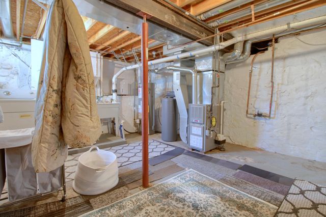 524 Hickory Street, Milford Vlg, MI 48381