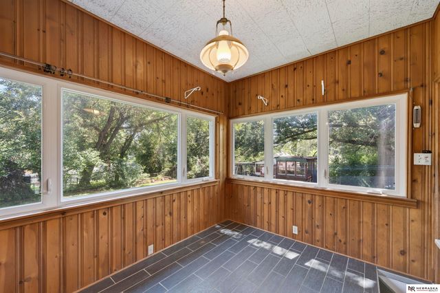1439 Phelps Street, Omaha, NE 68107