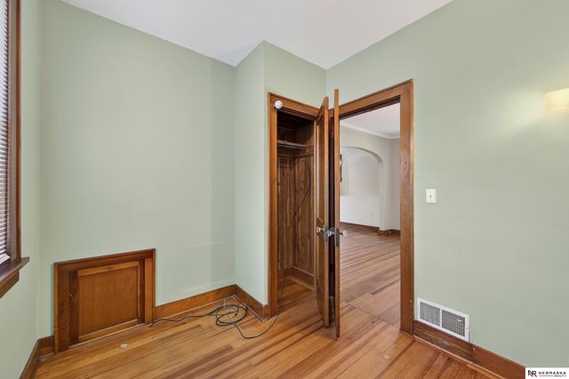 1439 Phelps Street, Omaha, NE 68107