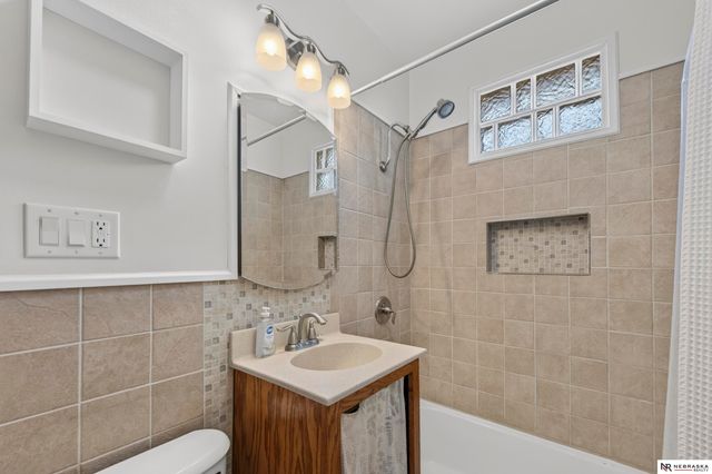 1439 Phelps Street, Omaha, NE 68107