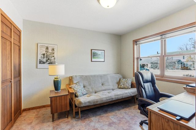 1441 21st Street W, Hastings, MN 55033