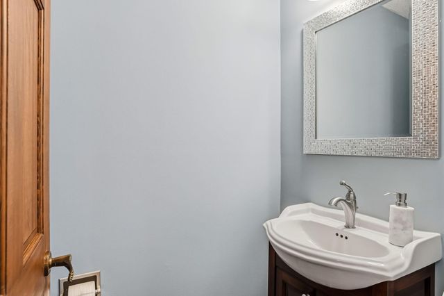 1441 21st Street W, Hastings, MN 55033