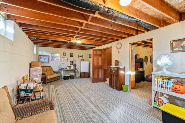 1441 21st Street W, Hastings, MN 55033