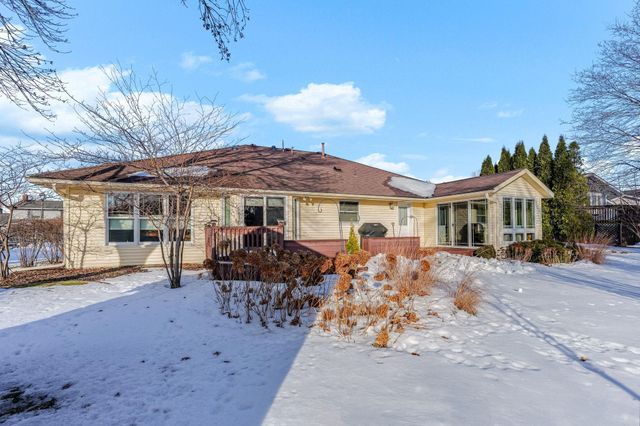 1441 21st Street W, Hastings, MN 55033