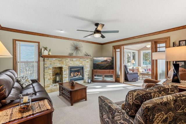 1441 21st Street W, Hastings, MN 55033