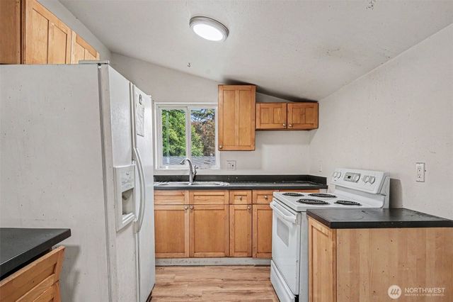 1207 SW cambridge Street, Seattle, WA 98106