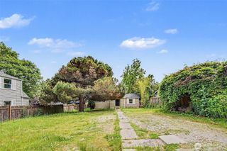 1207 SW cambridge Street, Seattle, WA 98106