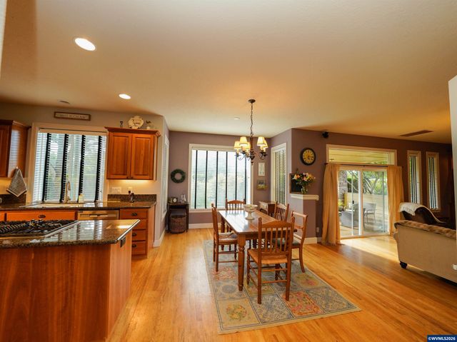 5549 Bellflower Ct SE, Salem, OR 97306