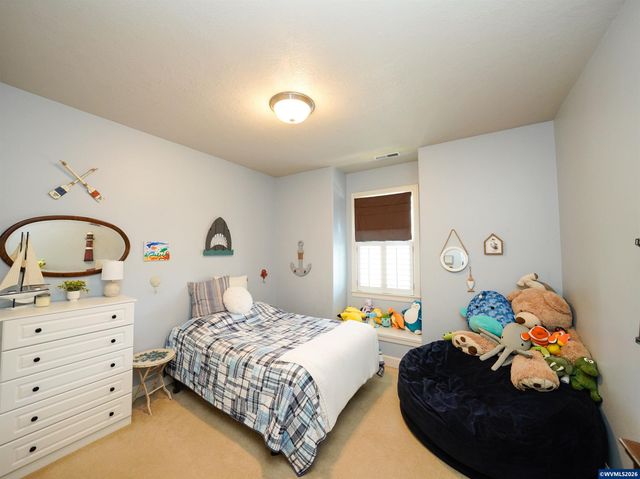 5549 Bellflower Ct SE, Salem, OR 97306