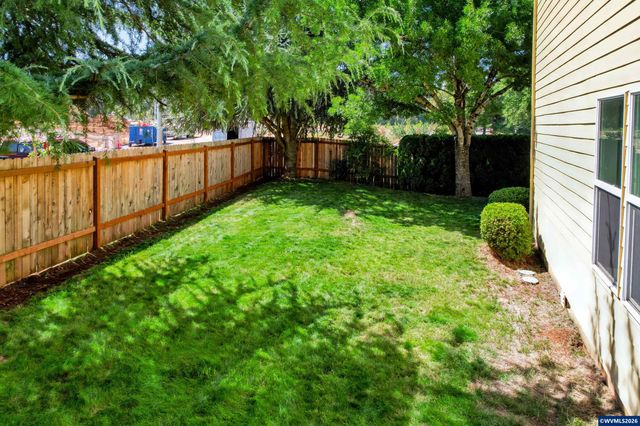 5549 Bellflower Ct SE, Salem, OR 97306