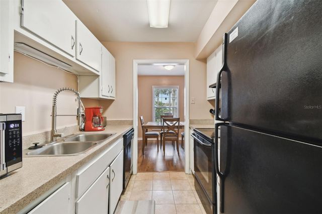 113 SEAHORSE DRIVE SE A, St Petersburg, FL 33705