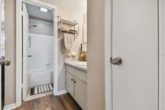 113 SEAHORSE DRIVE SE A, St Petersburg, FL 33705