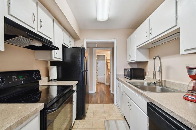 113 SEAHORSE DRIVE SE A, St Petersburg, FL 33705